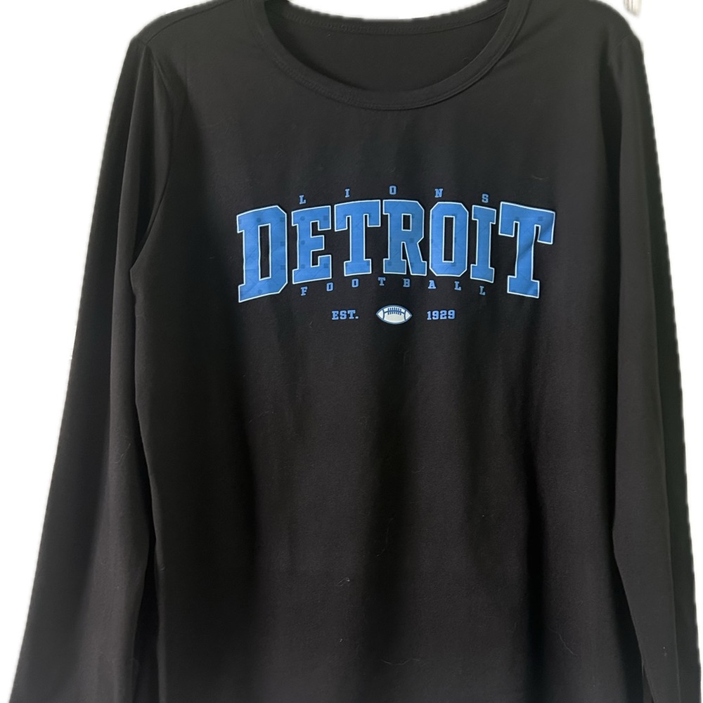 *NWOT* Black Long Sleeve Detroit Football Womens T Shirt